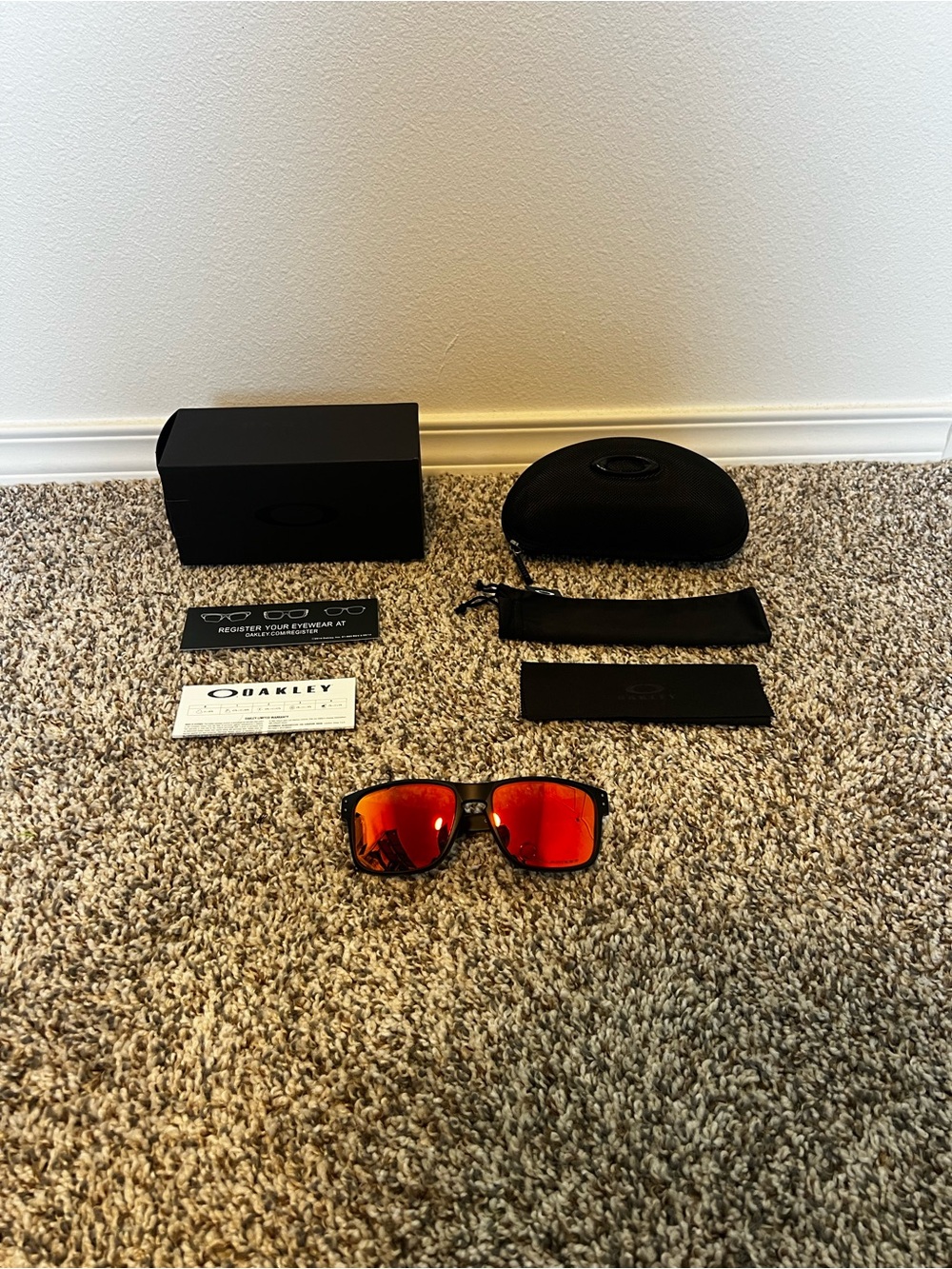 Oakley Holbrook Sunglasses Polarized Lens - Picture 8 of 8